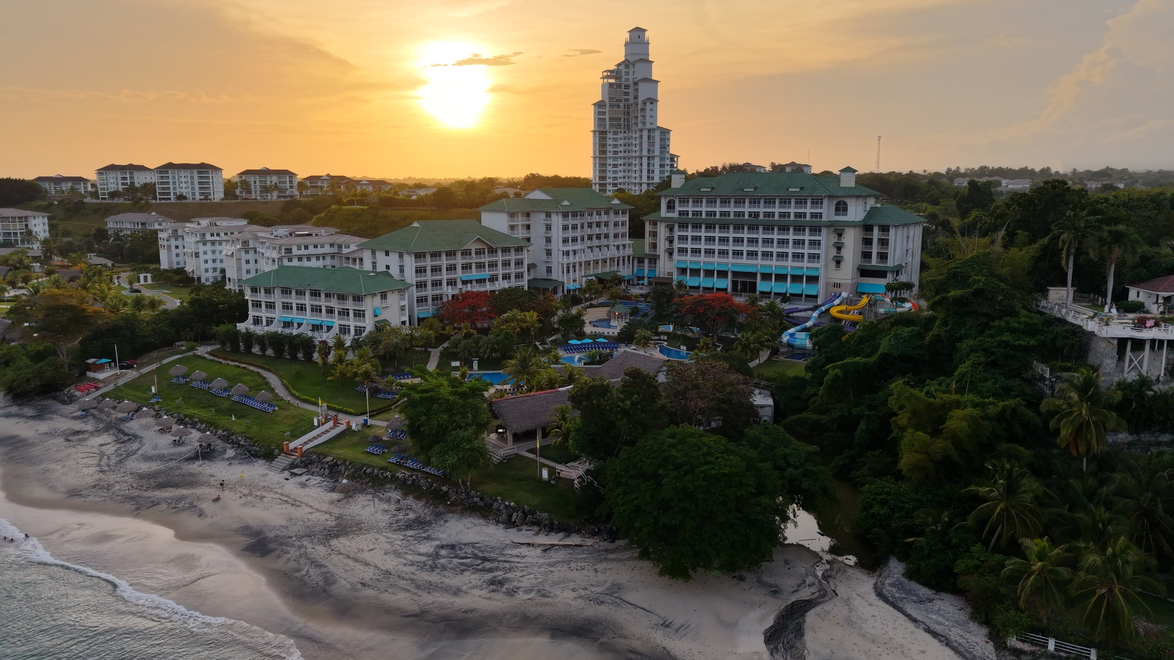 Experience Panama All Inclusive Real Estate Tour Couples